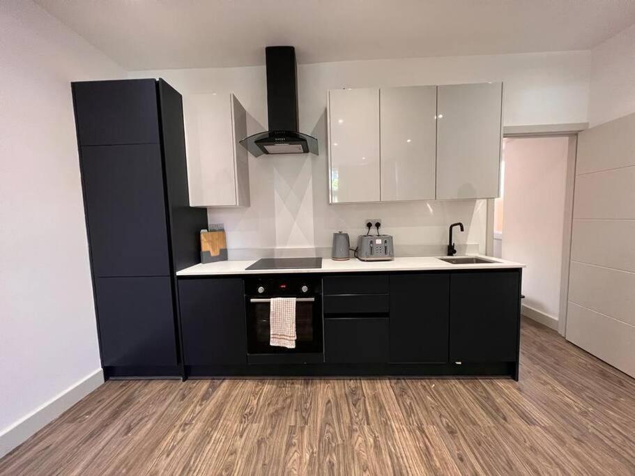 Star London Finchley Road 1-Bed Sanctuary Apartment Ngoại thất bức ảnh